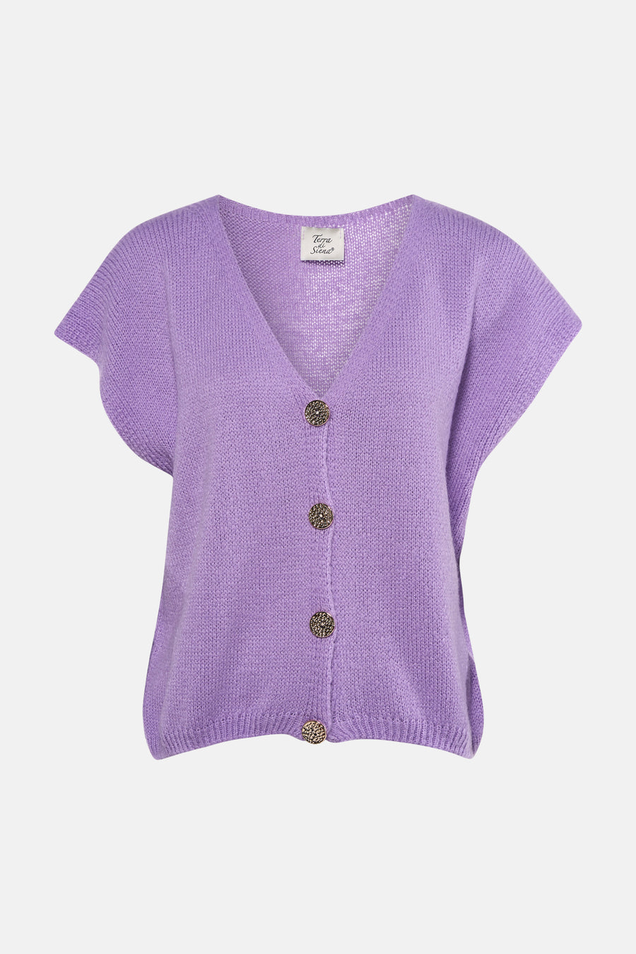 Gilet violet Terra di Siena, avec fermeture à boutons, porté avec un jean foncé et un petit sac à main.