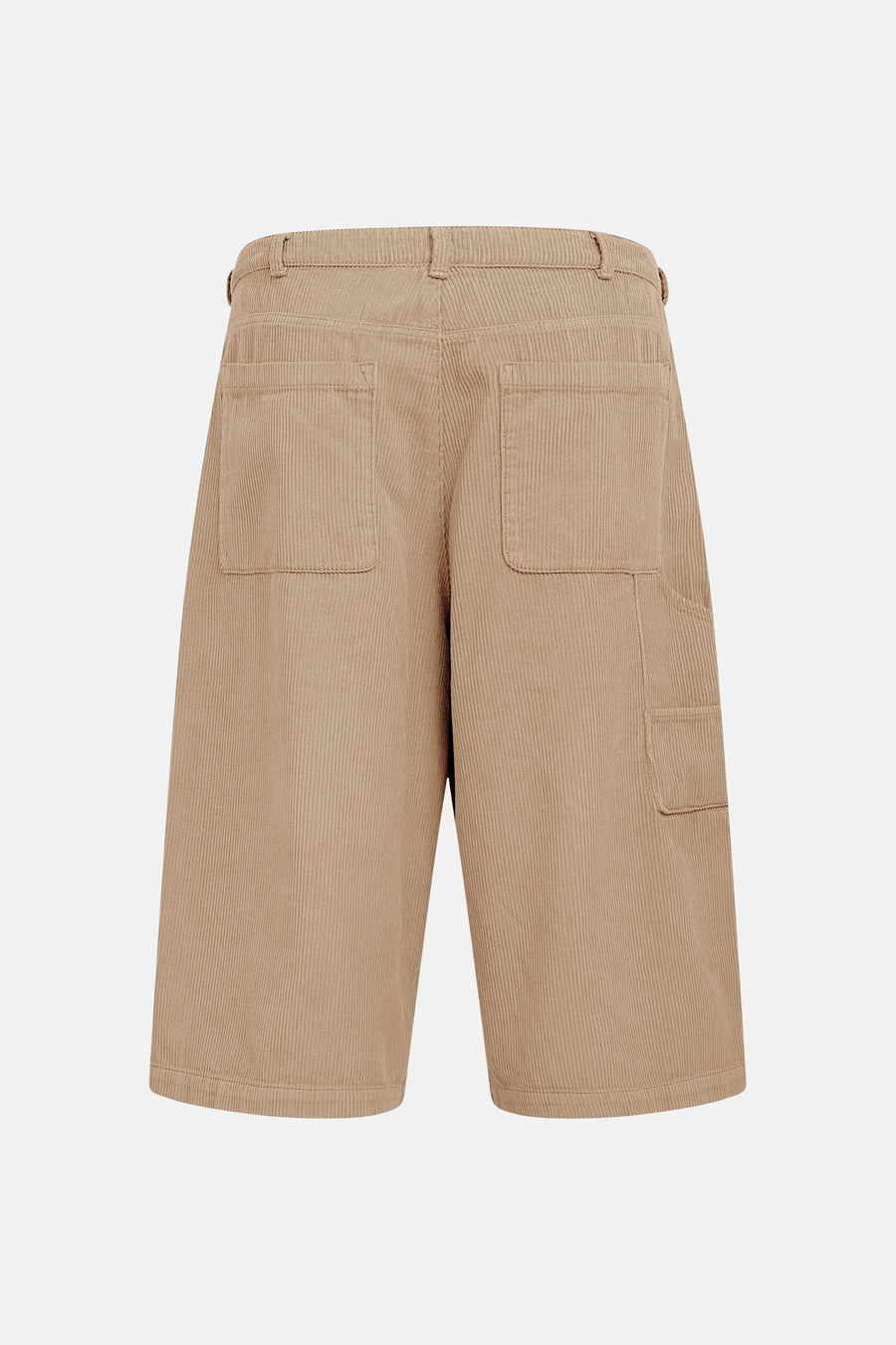 Short en velours côtelé beige de REDEFINED REBEL, avec une coupe ample, des poches plaquées à l'arrière et sur les côtés, dos.