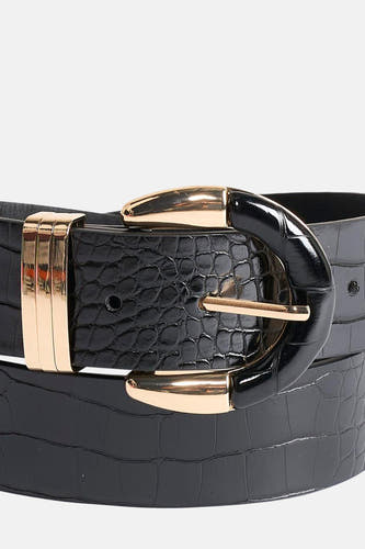 Zwarte riem van Morgan De Toi met crocoprint en goudkleurige gesp.
