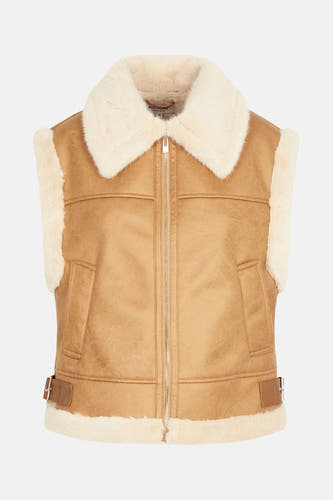 Cognackleurige bodywarmer van Morgan De Toi, met kraag en afwerking van imitatiebont, en een ritssluiting.