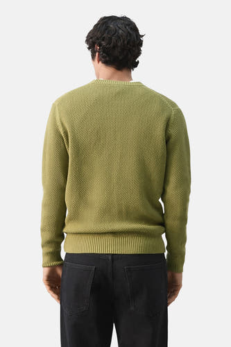 Groene trui met ronde hals van MANGO, achterkant, met een gestructureerd breisel en ribgebreide zoom.