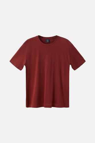 T-shirt rouge à manches courtes de MANGO, design simple et col rond.