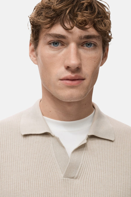 Pull à col en V - beige