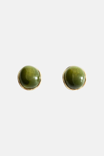 Boucles d'oreilles vertes de MANGO, avec des bords dorés et une surface brillante.