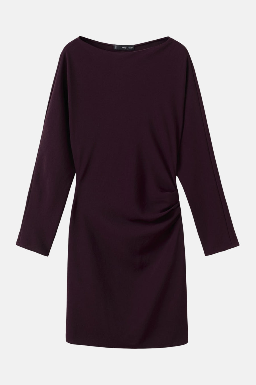Robe bordeaux à manches longues de MANGO, avec un détail drapé sur le côté.
