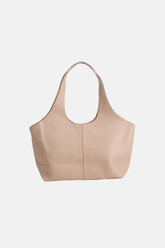 Beige schoudertas van MANGO met een gladde textuur en een minimalistisch design.