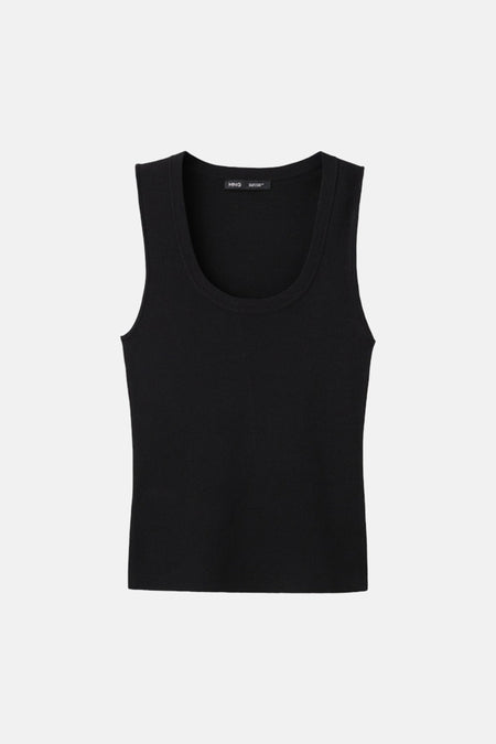 Haut noire de MANGO avec une texture côtelée et un col rond.