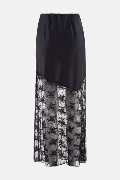 Robe longue noire Terra di di S avec desée dé dé et et et un asymééé.