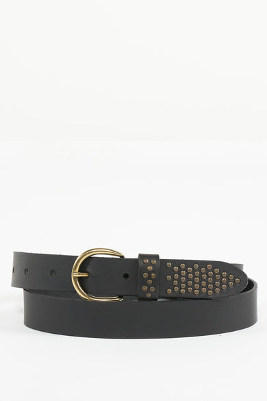 Ceinture noire de Legend, avec une boucle dorée et ornée de strass.