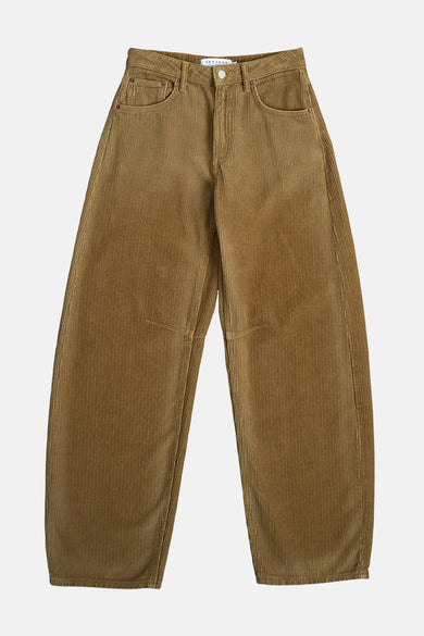 Pantalon corduroy marron de TOPSHOP, avec des jambes larges et des poches avant.