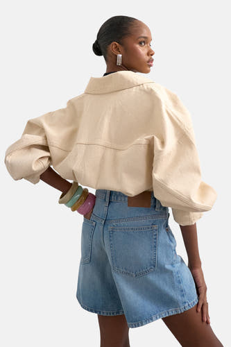 Short - light blue denim