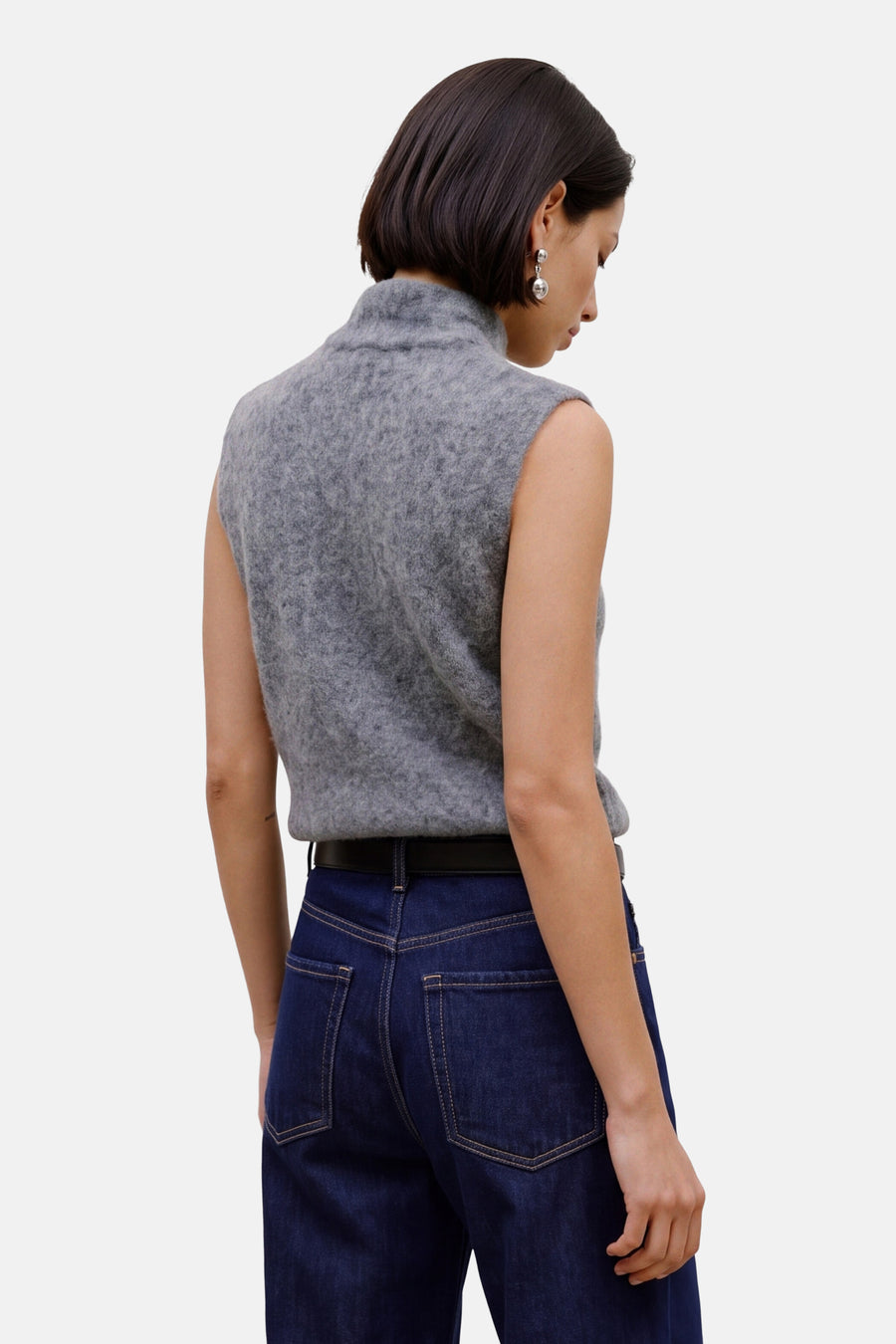 31001480_GREY_4