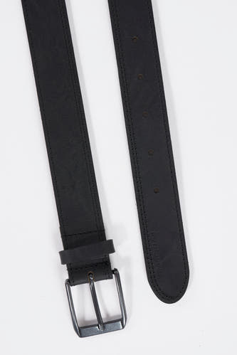 Ceinture noire de Petrol Industries avec boucle argentée et subtiles coutures.
