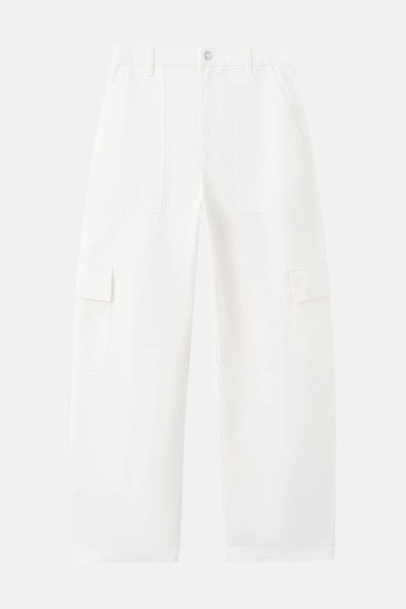 Witte rechte jeans van denim met zakken van MANGO, front view, lichte textuur
