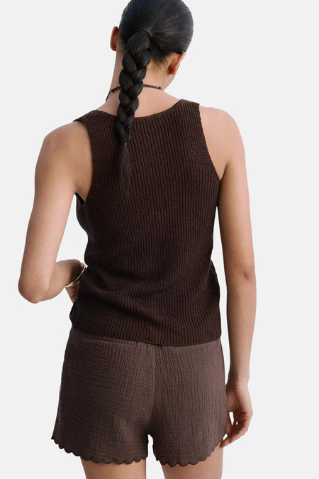 Short - brun