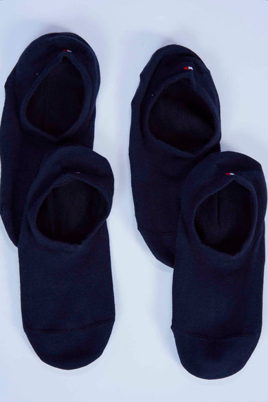 Chaussettes invisibles bleu marine de TOMMY JEANS, avec de petits logos drapeau rouge-blanc-bleu.