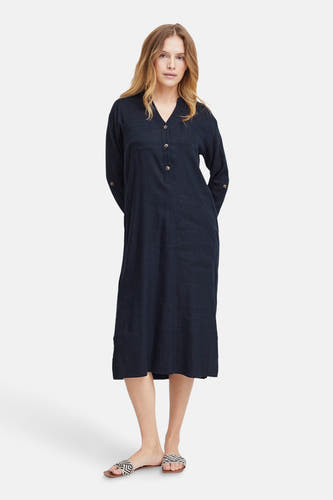 Robe bleue marine à longues manches de PULZ, avec fermeture à boutons et poches brodées.