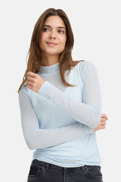 T-shirt glitter bleu de PULZ, avec des manches longues et un tissu semi-transparent.