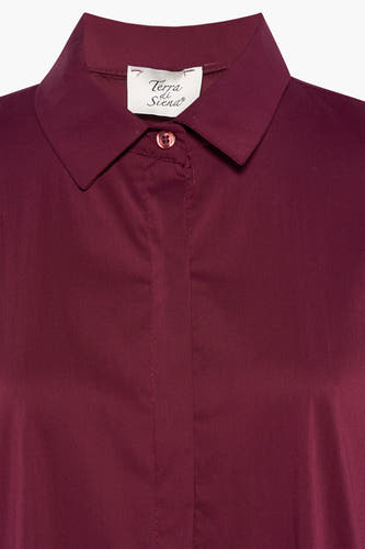 T-shirt rouge à manches longues de Terra di Siena, avec une fermeture à boutons et un col classique.
