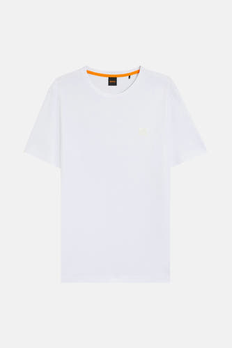 Wit T-shirt met korte mouwen van BOSS, met oranje accent in de halslijn en klein logo vlak.
