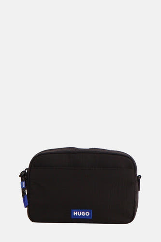Sac à dos noir HUGO, avec détail de logo bleu.