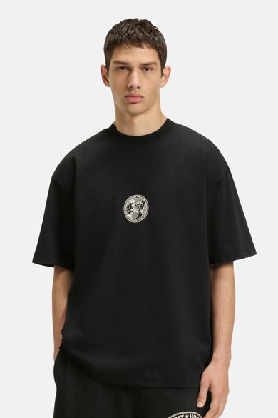 T-shirt noir à manches courtes de HUGO, avec col rond et imprimé logo sur la poitrine.