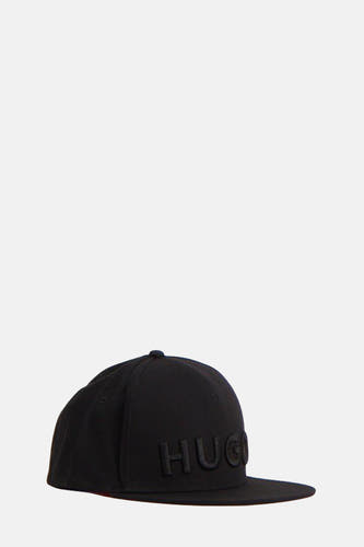 Chapeau noir HUGO, avec logo de marque en relief sur l'avant.