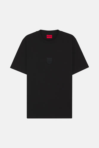T-shirt noir à manches courtes de HUGO, avec un logo subtil sur la poitrine.