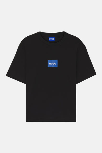 T-shirt noir de HUGO BLUE, avec un imprimé logo carré sur la poitrine et un logo sur le col.