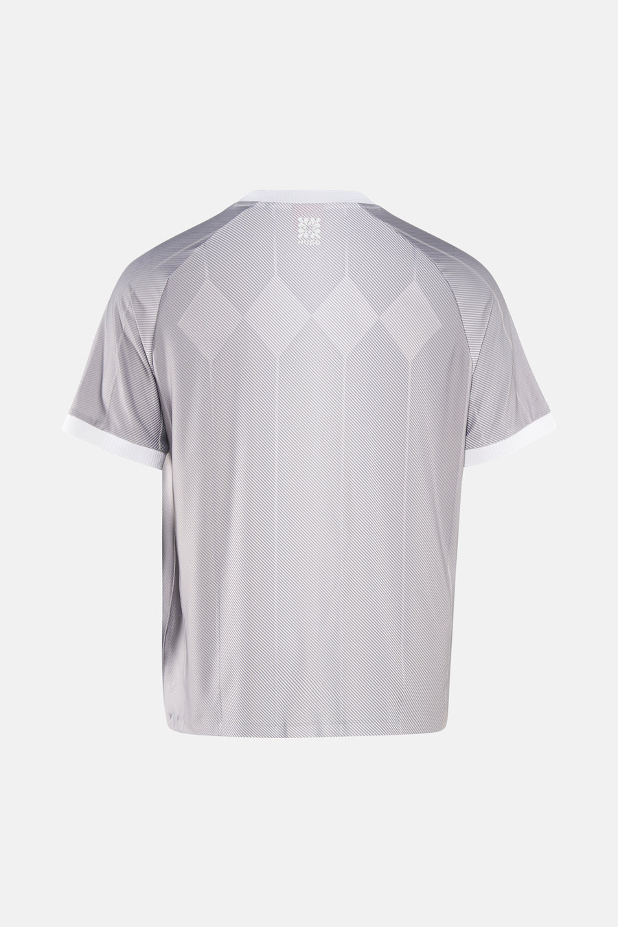 T-shirt à manches courtes gris clair de HUGO, avec motif à fines rayures diagonales subtiles et bords blancs, dos.