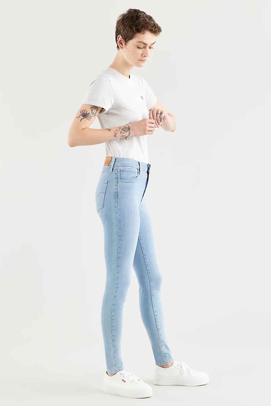 720 - denim bleu clair