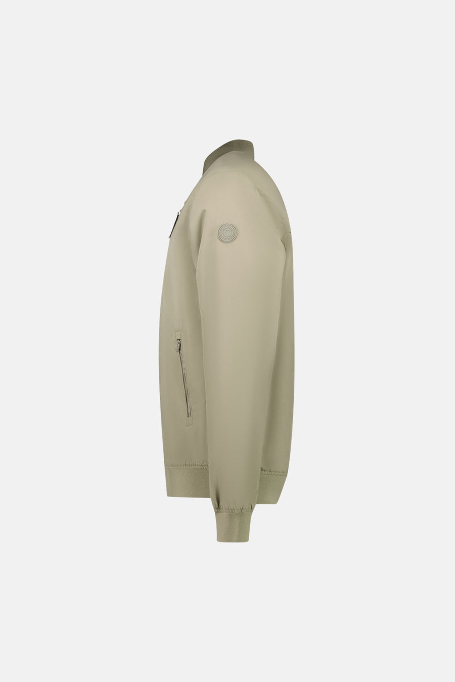 Manteau vert court de Cars, avec une fermeture éclair et un blason sur la manche, en vue latérale.