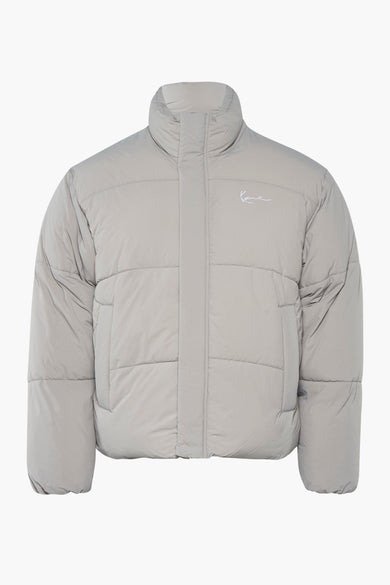 Manteau gris court de KARL KANI, avec un col haut et une conception fourrée, vu de l'arrière.