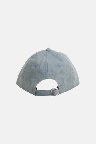Casquette bleue de NEW ERA, avec une sangle réglable à l'arrière.