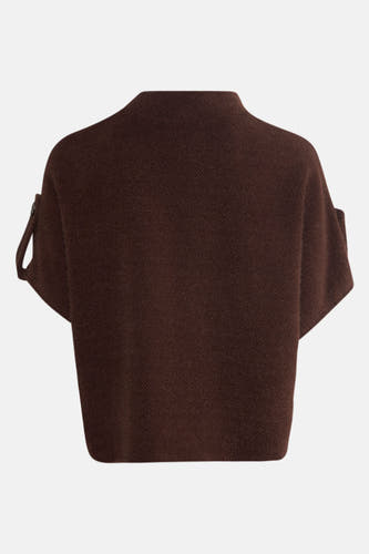 Veste brune de Terra di Siena, avec des manches courtes et des détails marquants sur les épaules et le dos.