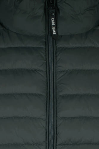 Gilet Cars Jeans pour homme, avec une fermeture éclair au milieu.