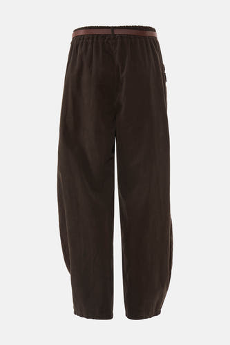 Bruine corduroy 5-pocket broek van Terra di Siena, met elastische taille en leren riem, rechte pasvorm, achterzijde weergegeven