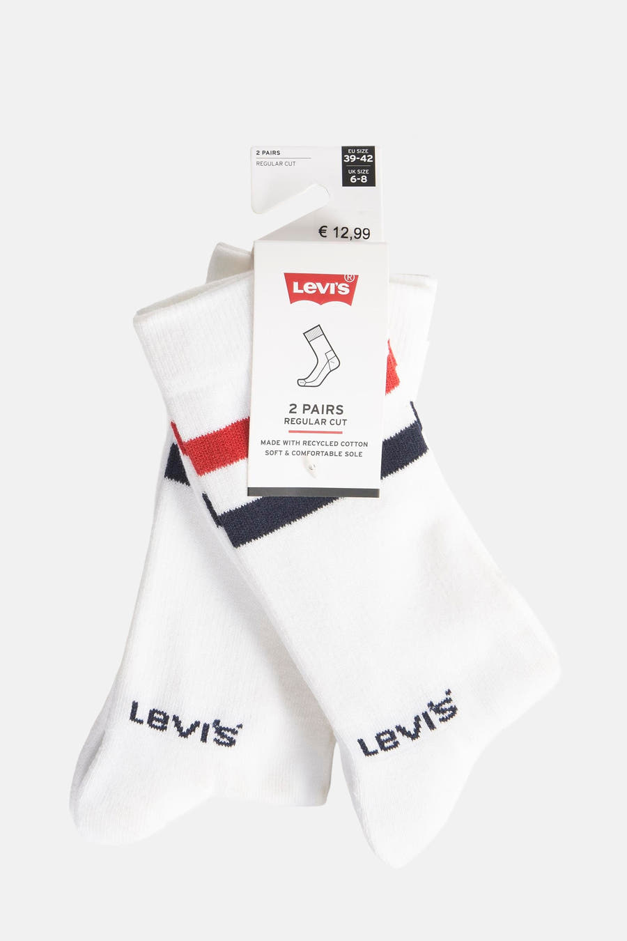 Chaussettes blanches de Levi's, avec une bande rouge et bleue et le logo de la marque sur la semelle.