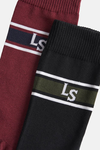 Chaussettes multicolores de Levi's® Accessories, avec une texture rayée et un design de logo à rayures.