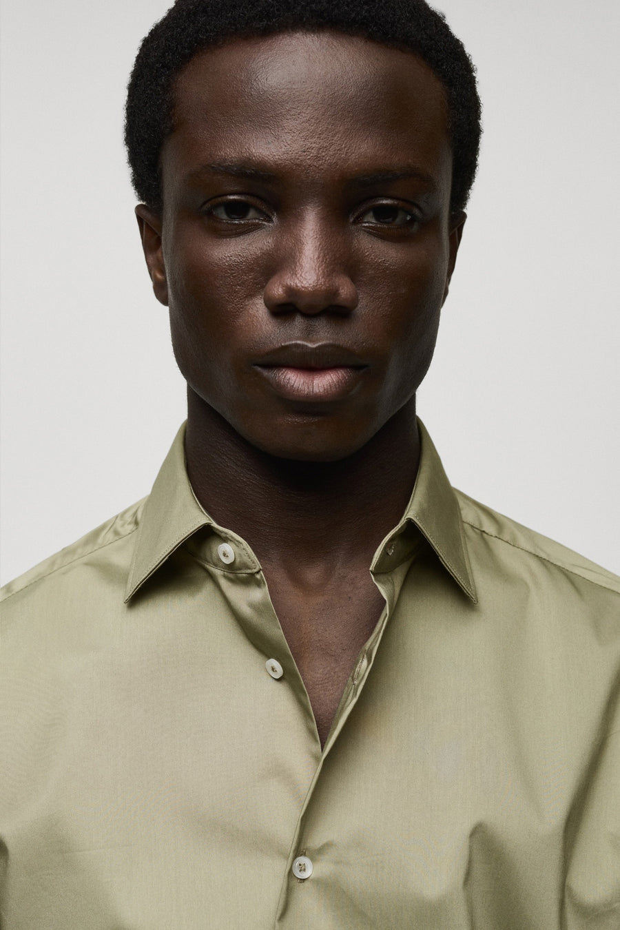 Chemise à manches longues - Kaki - MANGO