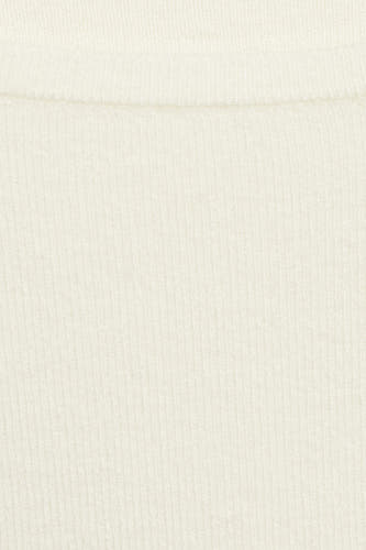 Pull-over blanc à col rond de MANGO, avec une texture fine en côtes.