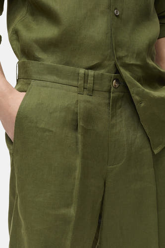 Short vert de MANGO, avec ce ce et et etour et po po po po côté côté côté