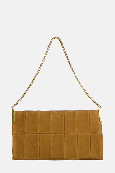 Sac à main marron de MANGO avec chaîne dorée comme bandoulière et motif en blocs rectangulaires.