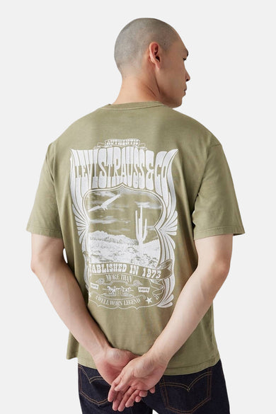 T-shirt Kaki à manches courtes de Levi's, avec une impression graphique sur le dos.
