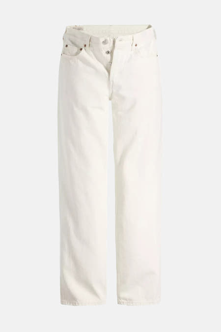 Jeans straight fit van off-white denim van Levi's®, met knoopsluiting en subtiele details.
