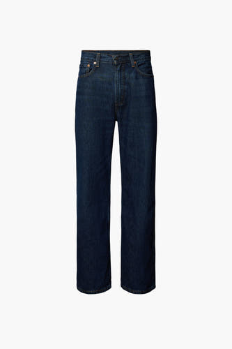 Jean droit en denim bleu marine de Levi's® avec des surures contrastantes.