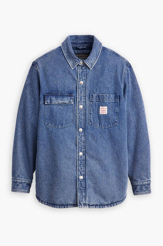 Chemise en jeans bleue de Levi's avec longues manches, fermeture à boutons et deux poches po.