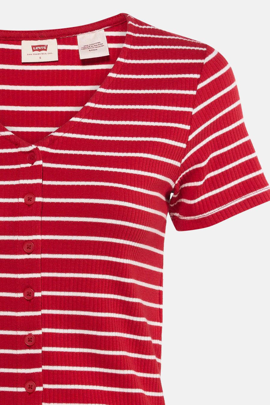 T-shirt rayé rouge de Levi's, à manches courtes et avec fermeture à boutons sur le devant.
