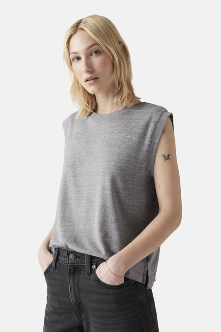 Débardeur gris Levi's, tissu uni avec un col rond.