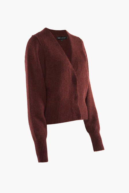 Gilet de Bordeaux d'Astrid Black Label, avec une douce texture et des manches longues.